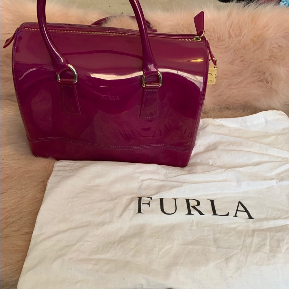 Hand bag